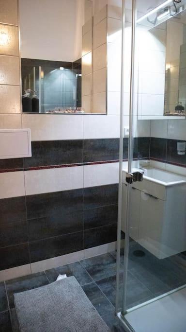 Modern Apartment In The Center Of Prag Dış mekan fotoğraf